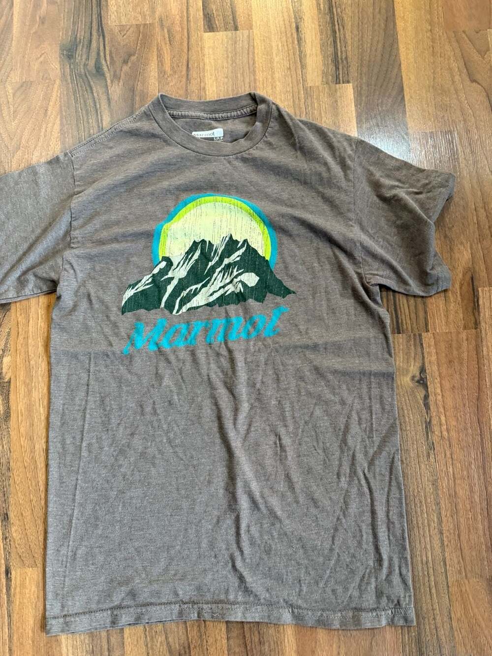 Marmot Mountain Graphic T-Shirt Size S Brown Short Sleeve